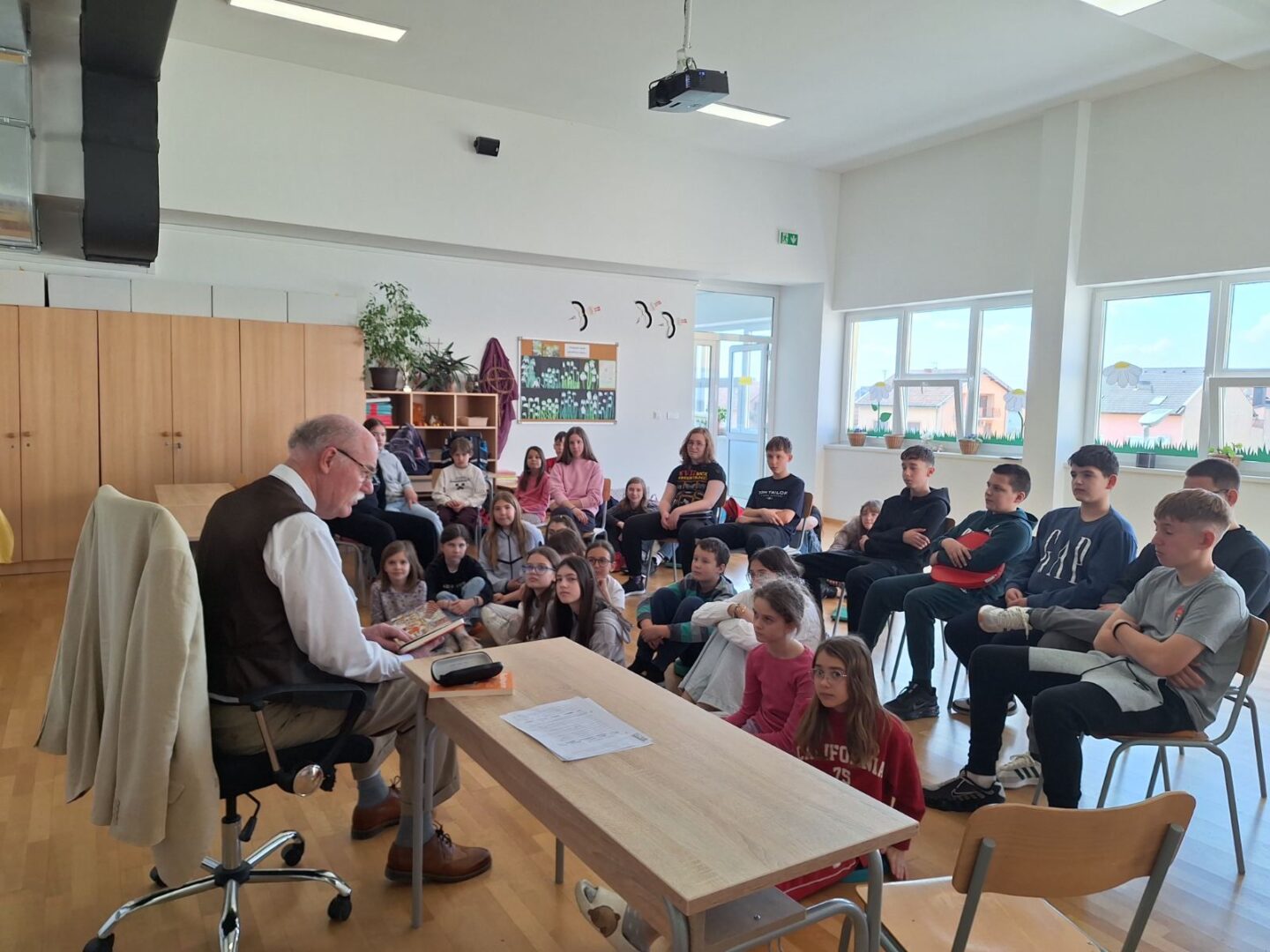 World Storytelling Day 2026, read along 2